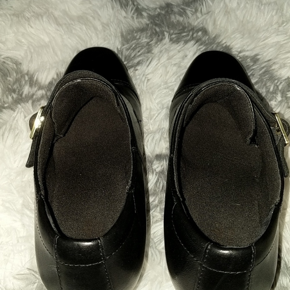 Clarks heel shoes - Picture 4 of 8